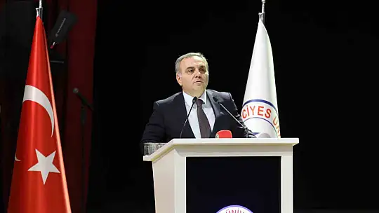 ERÜ'de '2024 Yılı Araştırma Performansı Değerlendirme Toplantısı ve Ödül Töreni' düzenlendi
