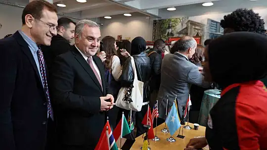 ERÜ'de 'ERÜSMUS 2026 Kültürler Buluşması' düzenlendi