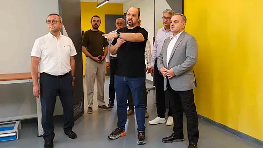 ERÜ'de 'milli teknoloji hamlesi': Gençler tasarlayacak, üretecek, geleceği şekillendirecek