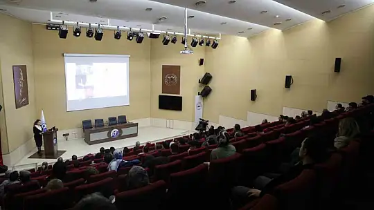 ERÜ'de 'Uzay Radyasyonunda Hayatta Kalmak' konulu konferans düzenlendi