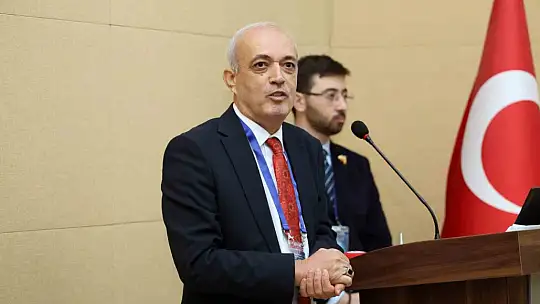 ERÜ'de 'Yapay Zekanın ABC'si: Yapay Arı Koloni Algoritması' Çalıştayı düzenlendi