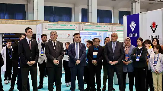 ERÜ'de 20. TÜBİTAK Ortaokul Öğrencileri Araştırma Projeleri Kayseri Bölge Yarışması Sergisi açıldı