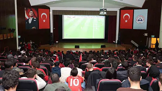 ERÜ'de milli maç heyecanı