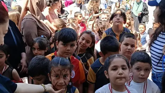 ERÜ'den 'Spor Yapıyorum, Sağlıklı Yaşıyorum' Etkinliği