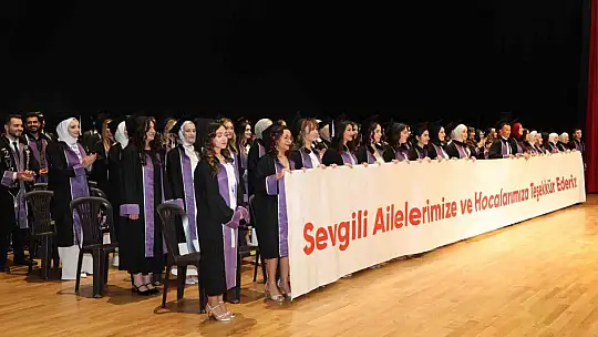 ERÜ Diş Hekimliği Fakültesi 16. dönem mezunlarını verdi