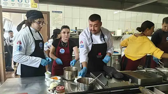 ERÜ Gastronomi Bölümü'nde dersler yemek yarışması ile başladı
