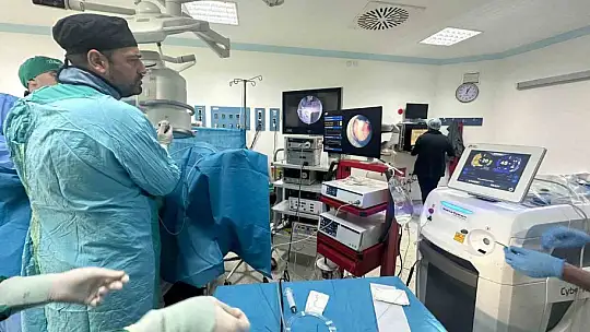 ERÜ Hastaneleri'nde, 'Böbrek Taşlarında Retrograd İntrarenal Cerrahi (RIRS) Kursu' düzenlendi