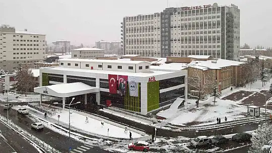 ERÜ'nün Yeni Acil Ek Binası açıldı