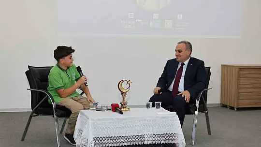 ERÜ Rektörü Altun, Develi'de öğrenciler ile buluştu