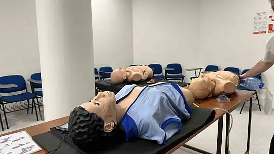 ERÜ Tıp Fakültesi'nde tıbbi simülasyon merkezi hizmete açıldı