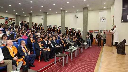 ERÜ Turizm Fakültesi 17. dönem mezunlarını verdi