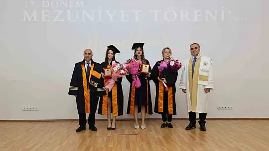 ERÜ Turizm Fakültesi 17. dönem mezunlarını verdi