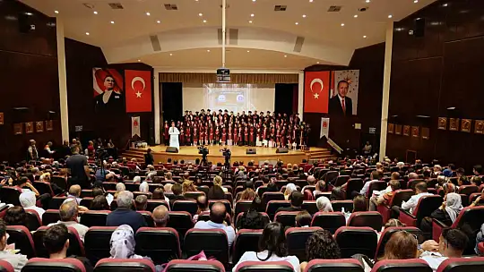ERÜ Veteriner Fakültesi yeni mezunlarını verdi