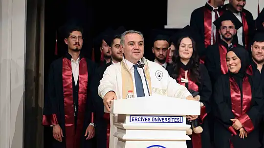 ERÜ Veteriner Fakültesi yeni mezunlarını verdi