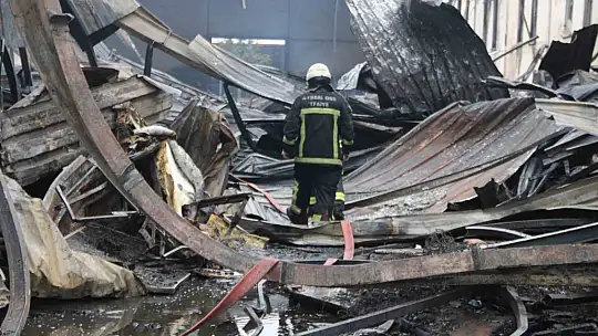 Fabrikadaki hasar gün aydınlanınca ortaya çıktı