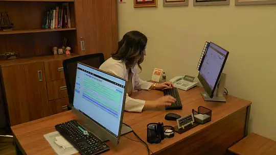 Fastfood alışkanlığı diyabetin yaşını düşürüyor