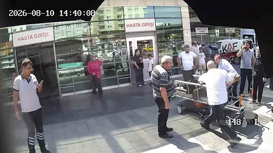 Fenalaşan yolcuyu halk otobüsü şoförü hastaneye yetiştirdi