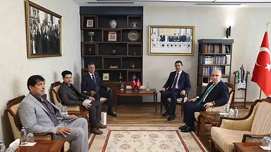 Filistin Büyükelçisi Faed Mustafa'dan Saadet Partisi'ne ziyaret: 'Birlikte Mescid-i Aksa'da namaz kılacağız'