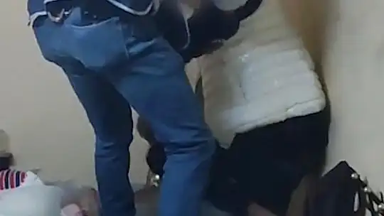 Firari hükümlü evde halıların arasında yakalandı