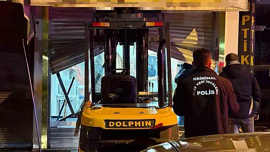 Forkliftli hırsız kamerada