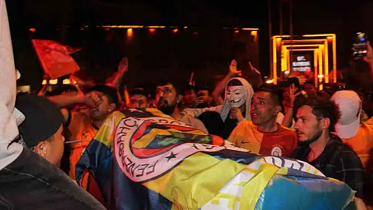 Galatasaray'ın şampiyonluğu Kayseri'de coşkuyla kutlandı