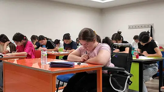 Genç KAYMEK'in LGS Deneme Sınavı'na yoğun ilgi