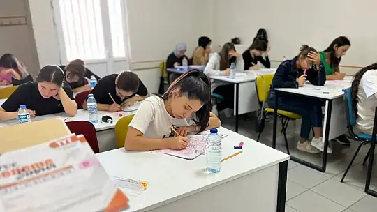 Genç KAYMEK'ten 900 öğrenci ile seviye tespit sınavı