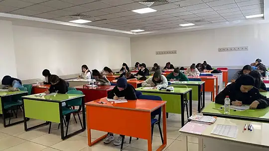 Genç KAYMEK'ten 900 öğrenci ile seviye tespit sınavı