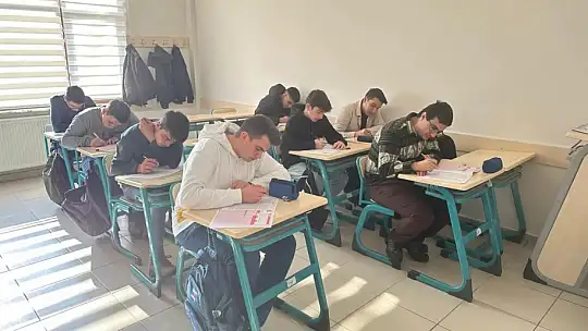 Genç KAYMEK'ten öğrencilere sınav hazırlığında destek