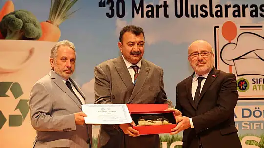 Genç şef adayları ödüllerini aldı
