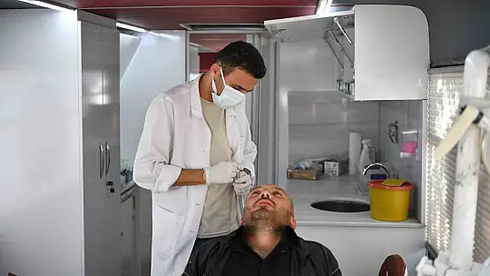 Gezici Ağız ve Diş Sağlığı Kliniği vatandaşın ayağına gidiyor
