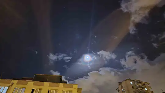 Gökyüzünde görsel şölen: Lunar Corona görüntülendi
