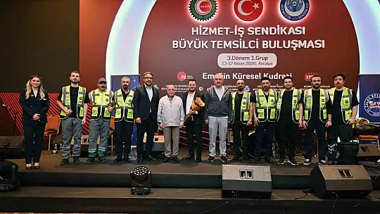 Grup Şantiye'nin ünü yayılıyor Antalya'da sahne aldı