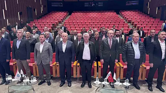 Gülsoy'dan 'seçim' açıklaması: 'Bizim kırmızı listemizin karşısına kim çıkarsa çıksın, o bizim rakibimizdir. Kardeşim de olsa rakibimizdir'