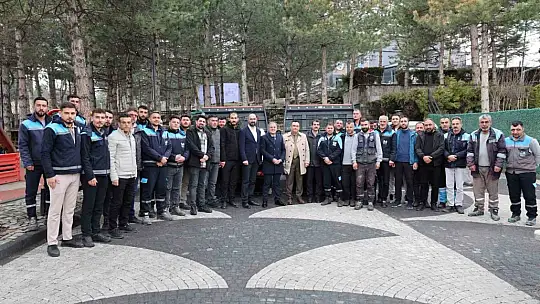 Hacılar Belediyesi personeli mesai başlangıcında bayramlaştı