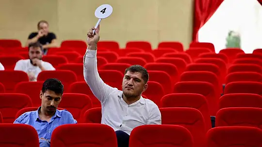 Hacılar'da arsa satış ihalesinden 72 milyon TL gelir elde edildi