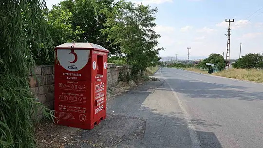 Hacılar'da kıyafet bağış kutuları hizmete girdi