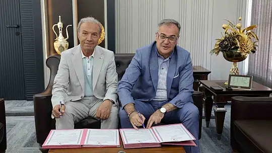 Hacılar'da kıyafetler umuda dönüşecek