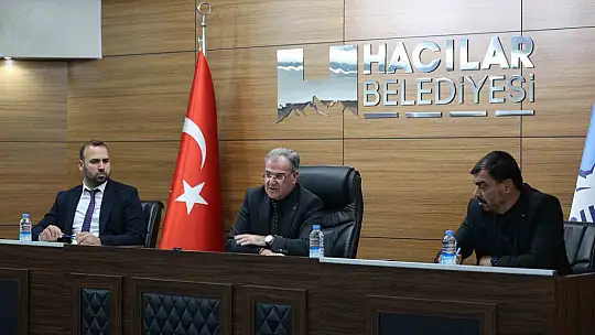 Hacılar'da yaz mesaisi başladı: Meclis 5 maddeyi karara bağladı