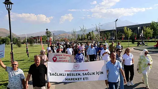Halk Sağlığı Haftası'nda 'sağlıklı yaşam için yürüyüş'
