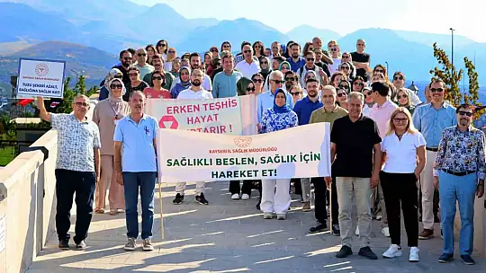 Halk Sağlığı Haftası'nda 'sağlıklı yaşam için yürüyüş'