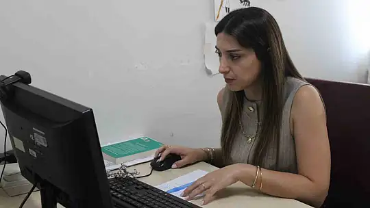 Hastaneye gidemeyen hastaların evine doktor gidiyor