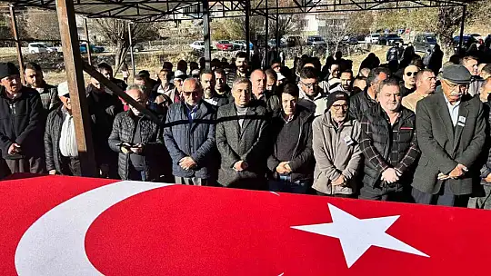Hayatını kaybeden emekli astsubay son yolculuğuna uğurlandı