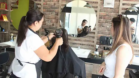 Haydi çocuklar muhtar tıraşına