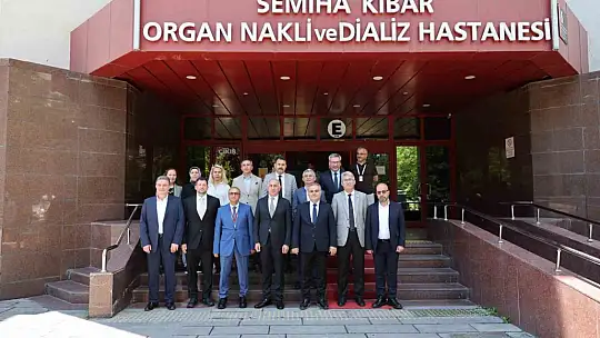Hayırsever iş insanı Asım Kibar, ERÜ'de anıldı