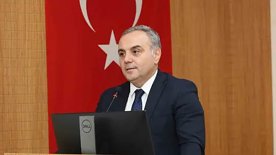 Hayırsever iş insanı Asım Kibar, ERÜ'de anıldı