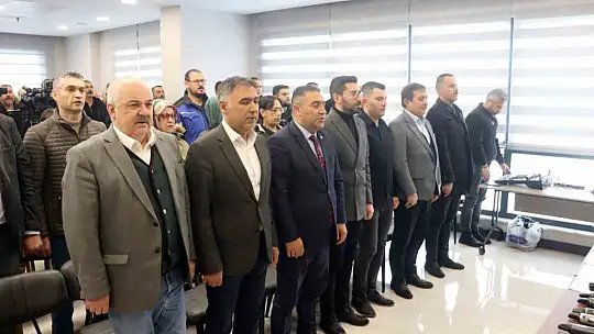 Hizmet-İş Sendikası'nda gergin olağanüstü kurul