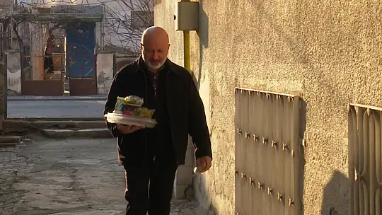 Hizmetleriyle gönüllerde taht kuran Başkan Çolakbayrakdar'a dualarla teşekkür