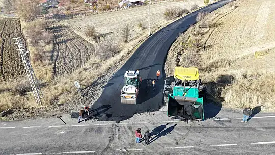 Höbek mahallesine 8 bin 600 tonluk sıcak asfalt