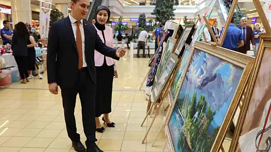 Hükümlü ve tutukluların el emekleri sergilendi